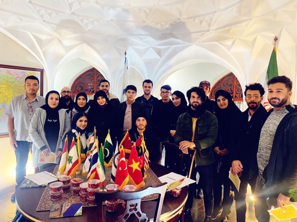 برنامه فرهنگی، فینال جام جهانی فوتبال، ضیافت در عمارت قلمستان3
