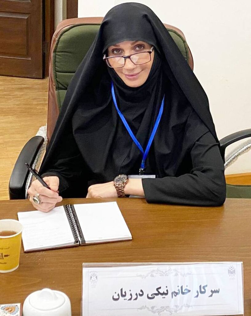 نیکی درزیان 4